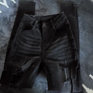 Rue21 Black Skinny High-Rise Distressed Jeans